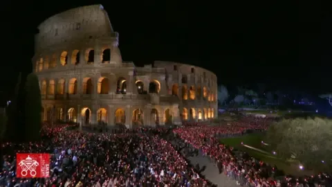 Ngắm 14 Đàng Thánh Giá tại Roma, Colossseum 2023